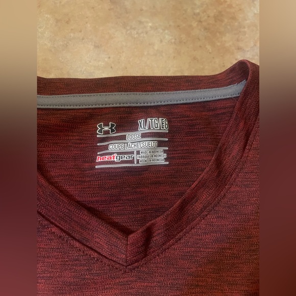 Men’s extra large xl under armor short sleeve shirts. - Picture 4 of 6